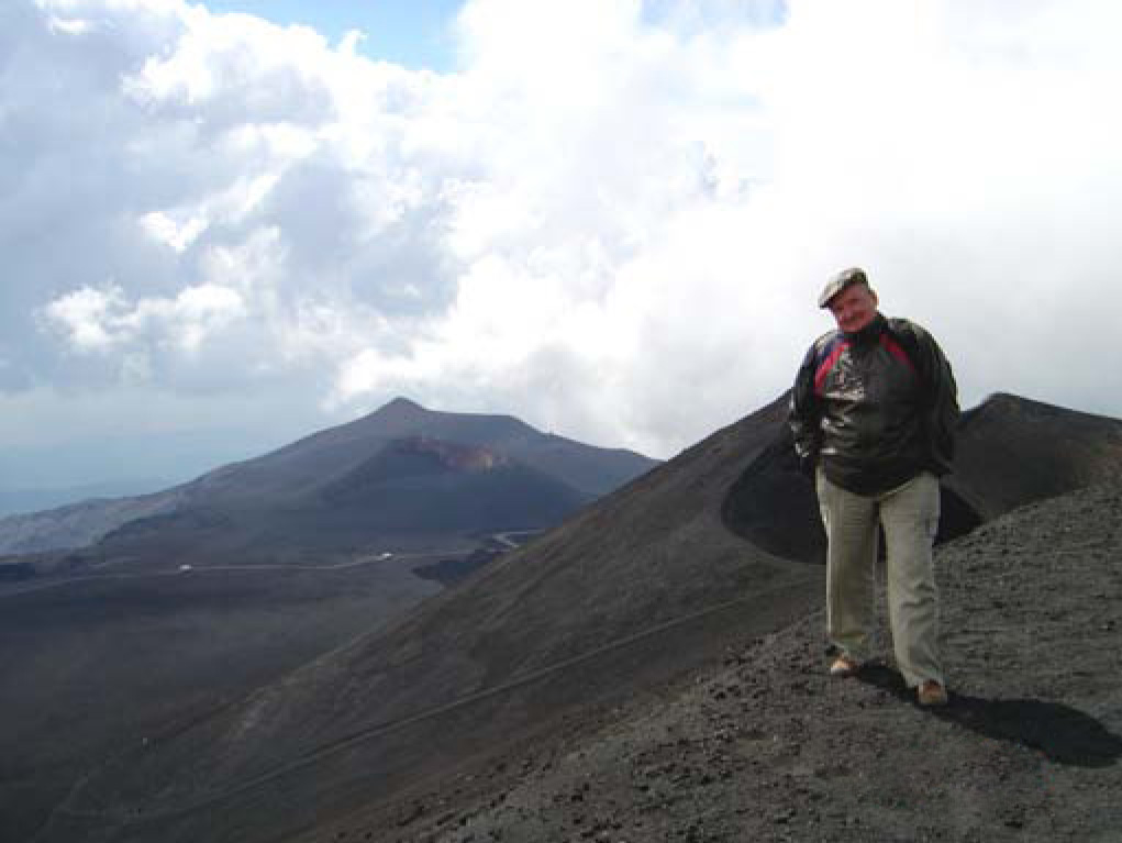 autor na wulkanicznych szczytach