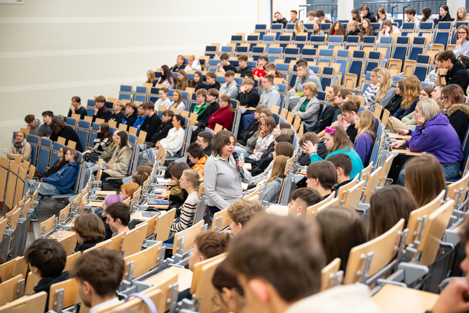 Wykład dla Uczniów prof. L. Wacheckiej -Kotkowskiej