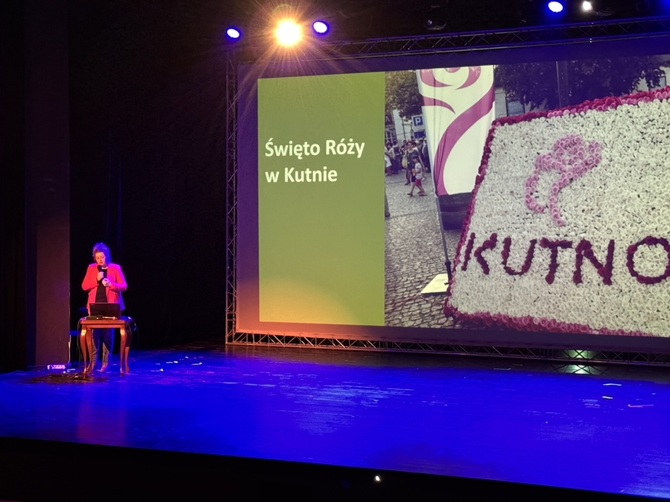 Sesja wyjazdowa Dnia Geografa w Bełchatowie