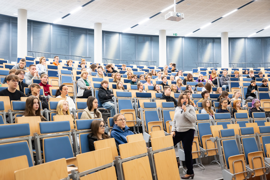 wykład dla Uczniów prof. L. Wacheckiej -Kotkowskiej