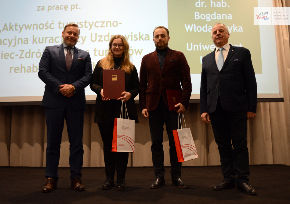 Pani Patrycja Lis Pani Patrycja Lis