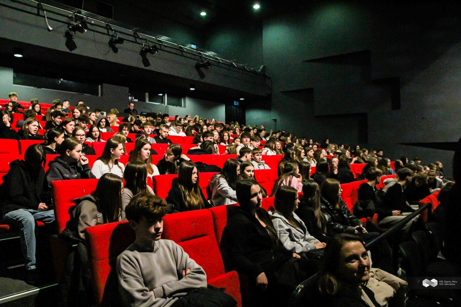 Sesja wyjazdowa Dnia Geografa w Bełchatowie